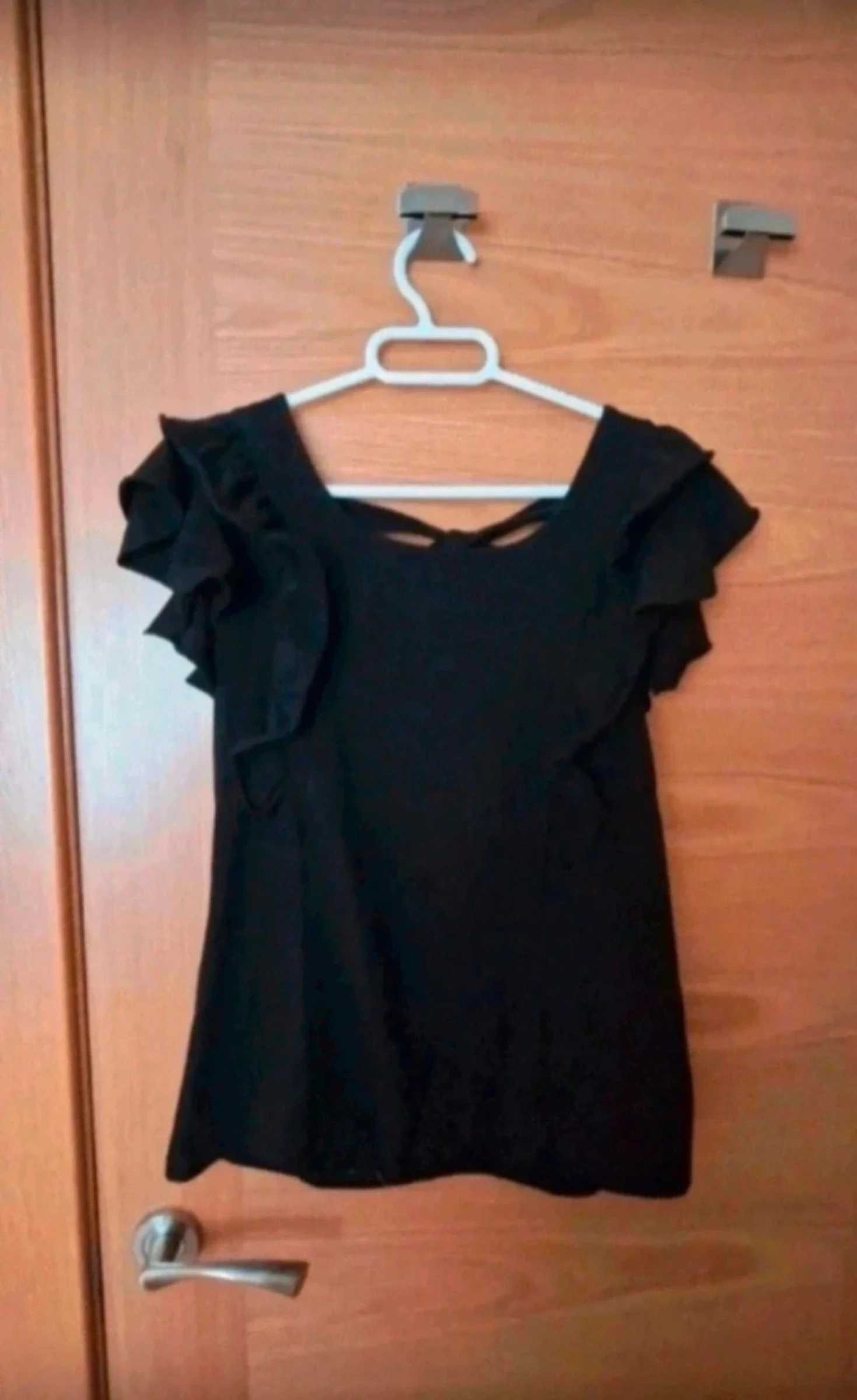 Camiseta feminina, laçada nas costas, cor preta, tamanho P – photo 3